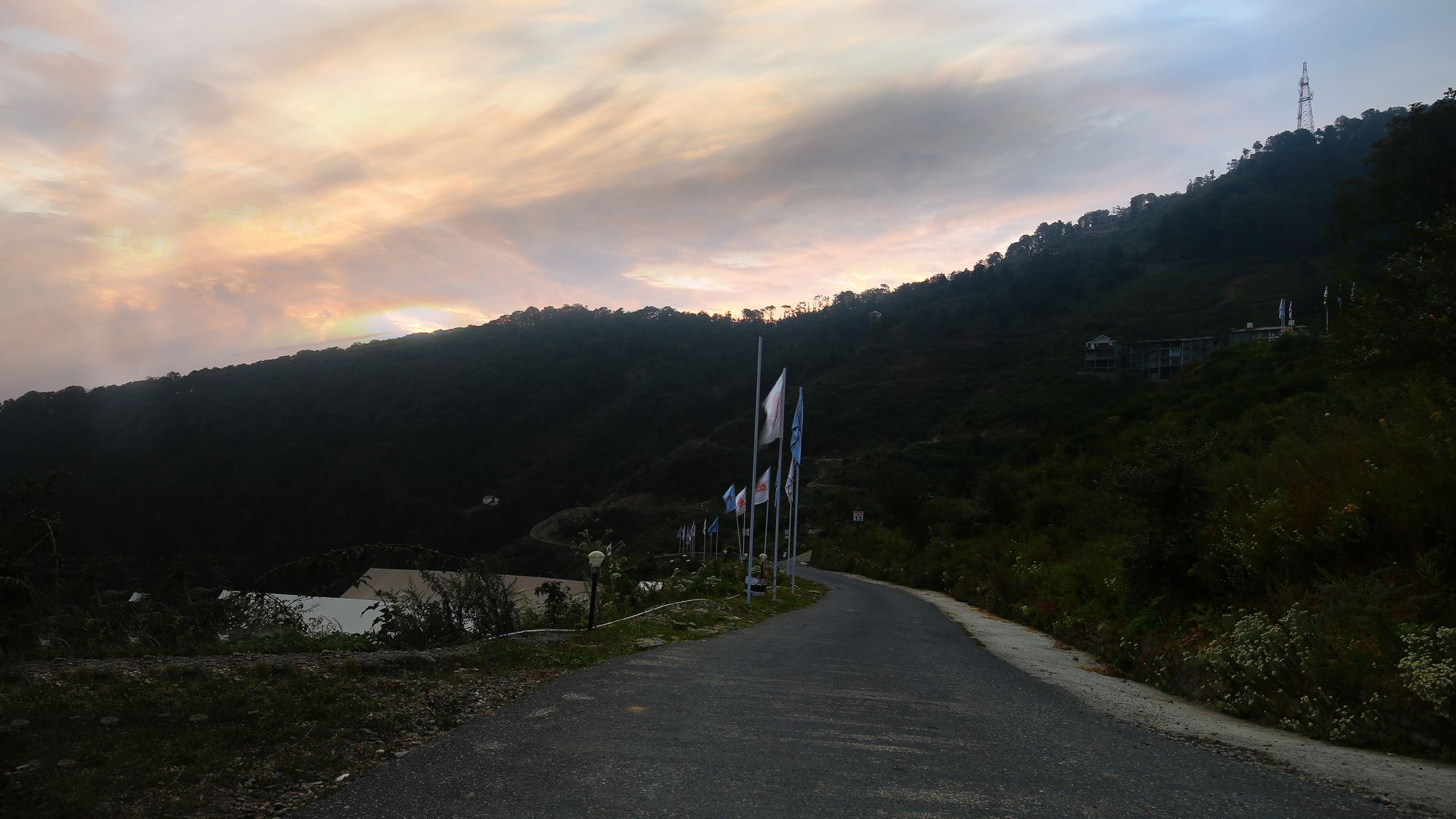 The Swiss Village Resort Nainital Exteriér fotografie