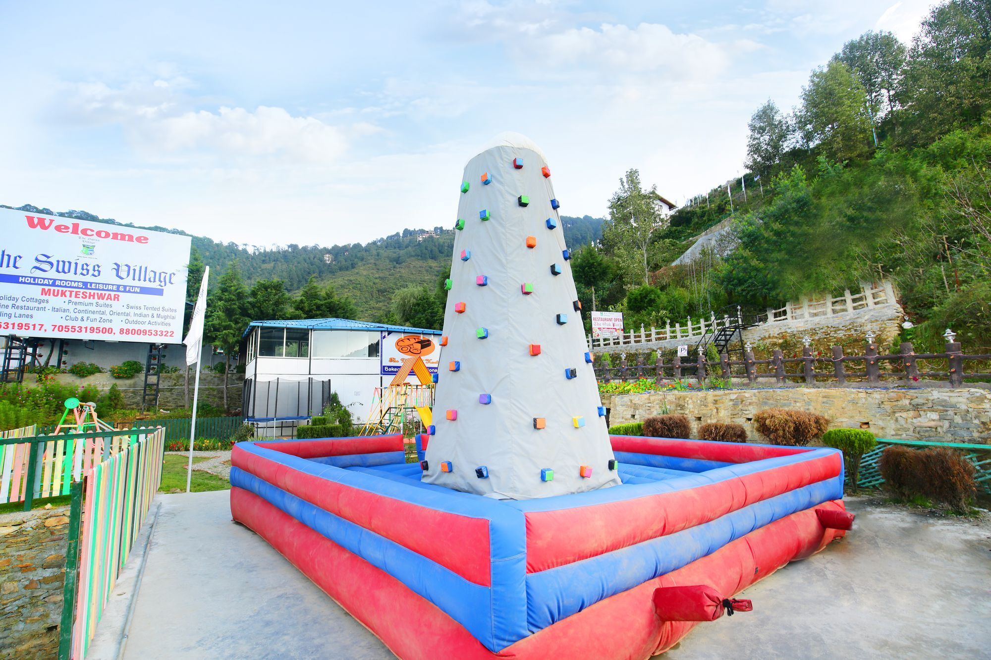 The Swiss Village Resort Nainital Exteriér fotografie